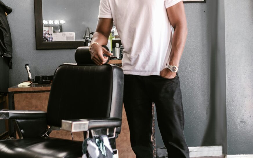 From Kogi State to Canada: A Barber’s Journey to New Beginnings